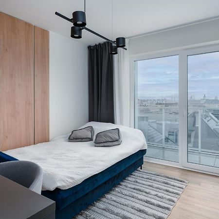 Nice View Apartment, Free Underground Parking, City Square 6 Min ヴロツワフ エクステリア 写真
